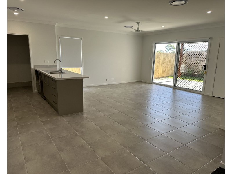 23 Wellside Street, Morayfield QLD 4506