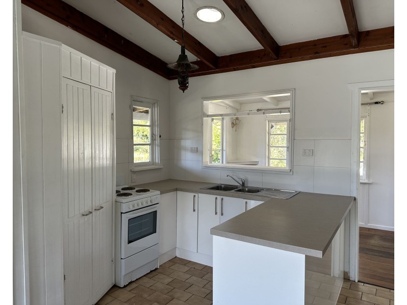 61 Hall Road, Elimbah QLD 4516