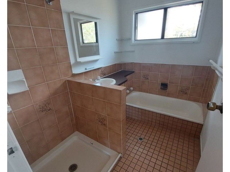 61 Hall Road, Elimbah QLD 4516