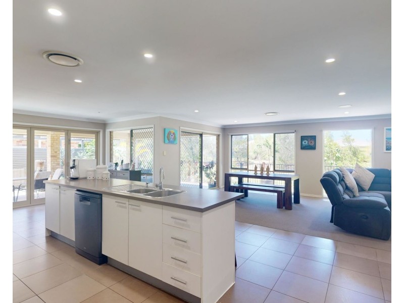 3 Briggs Drive, Caboolture QLD 4510