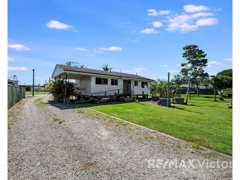 41 Railway Pde, Caboolture QLD 4510
