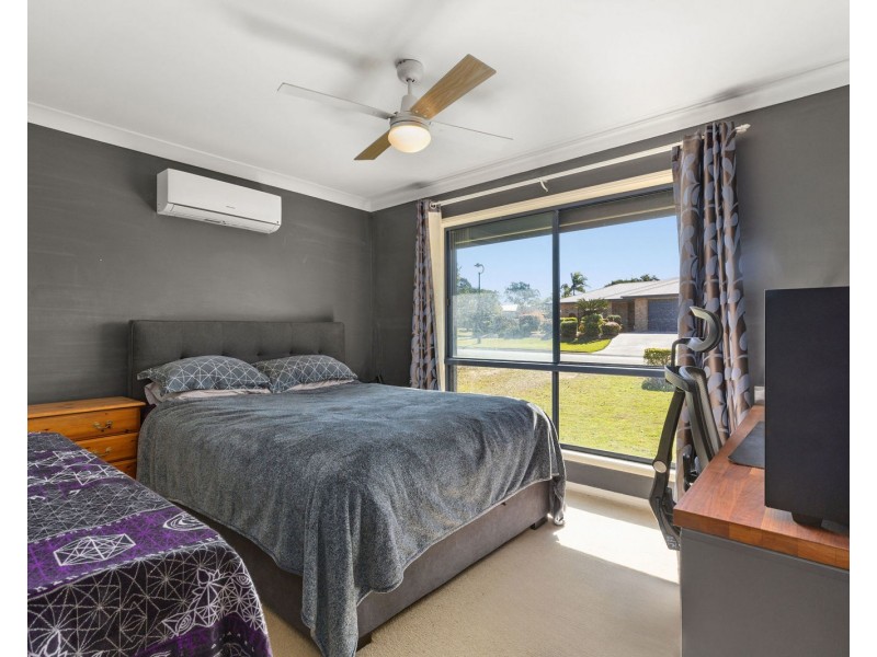 5 Amie Louise Place, Bellmere QLD 4510