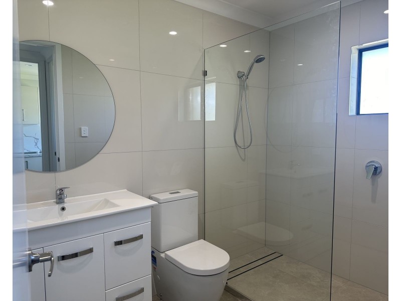 39 Railway Pde, Caboolture QLD 4510