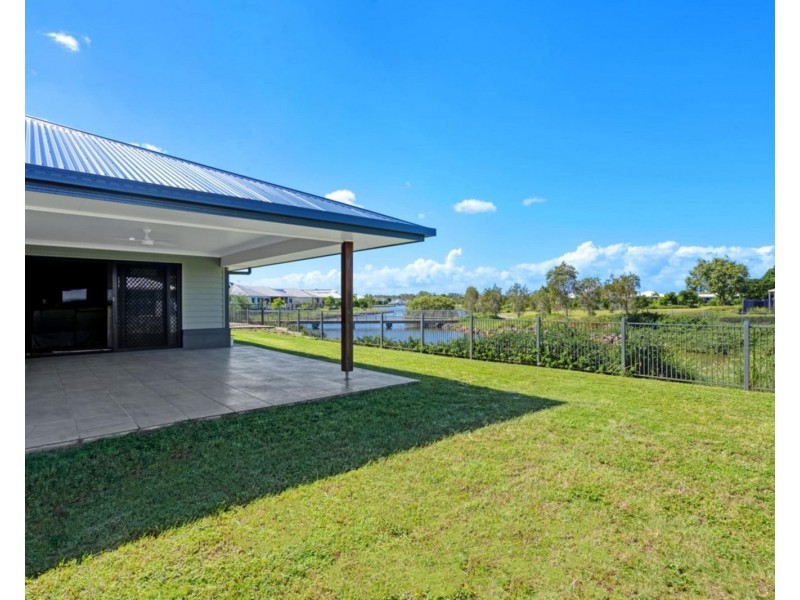 5 Seacrest Court, Banksia Beach QLD 4507