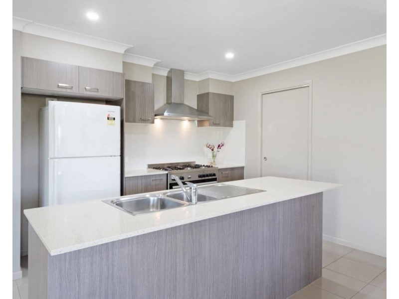 5 Seacrest Court, Banksia Beach QLD 4507