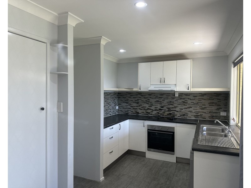 23 Carmela Crescent, Morayfield QLD 4506