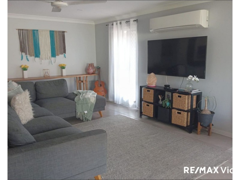 35 Lakeview Road, Morayfield QLD 4506