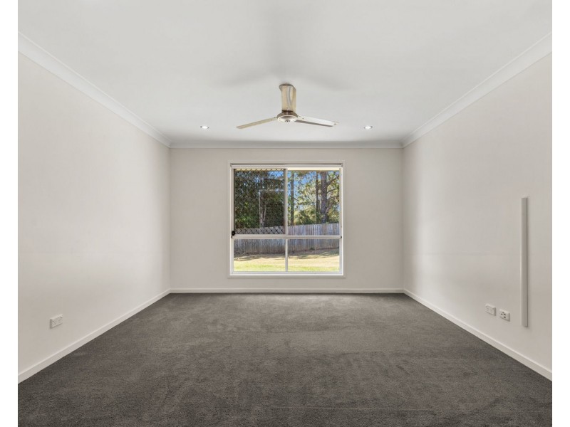 74 Wattle Avenue, Beerburrum QLD 4517