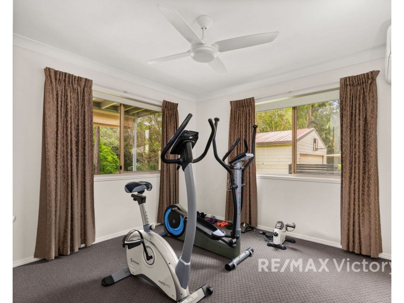 19 Eclipse Street, Bridgeman Downs QLD 4035