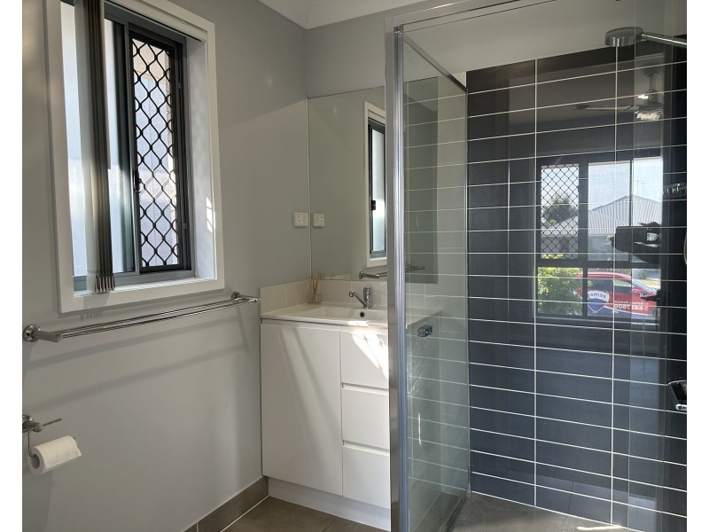 35 Lakeview Road, Morayfield QLD 4506