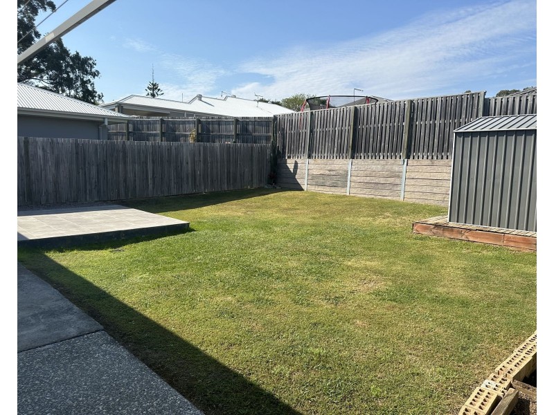 35 Lakeview Road, Morayfield QLD 4506