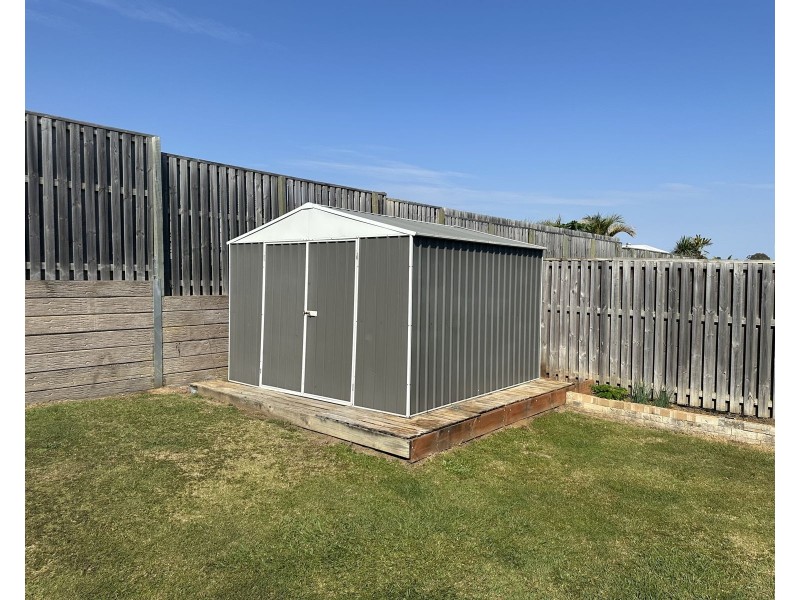 35 Lakeview Road, Morayfield QLD 4506