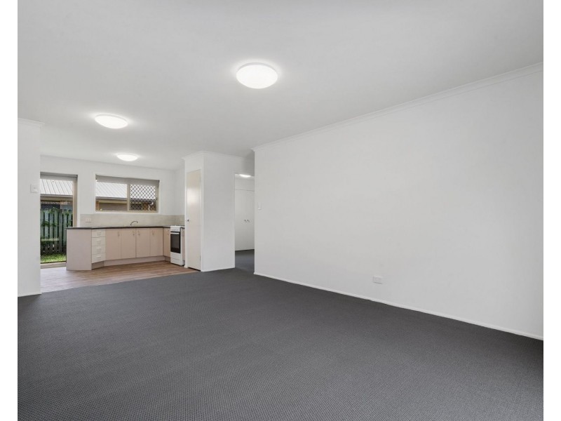 1/38 Wallace Street North, Caboolture QLD 4510