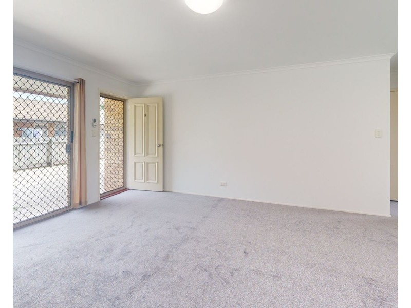 2/38 Wallace Street North, Caboolture QLD 4510