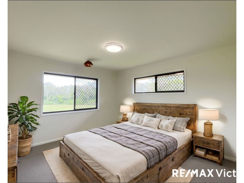 18 Greenfield Drive, Caboolture QLD 4510