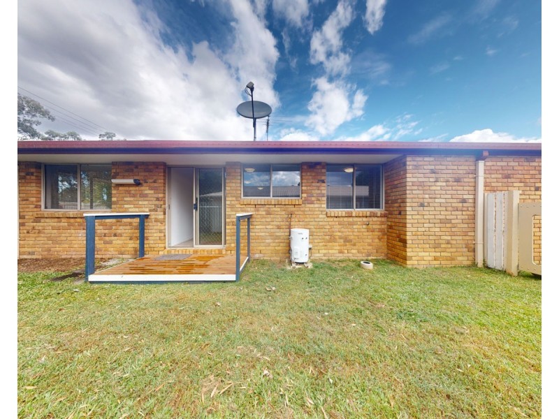 2/38 Wallace Street North, Caboolture QLD 4510