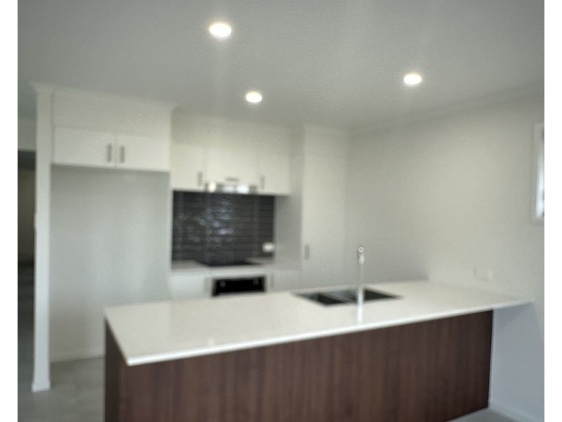 10 Rana Street, Morayfield QLD 4506