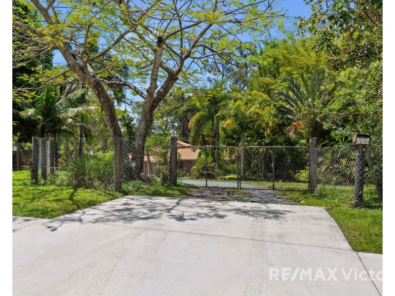 96-98 Madeline Drive, Morayfield QLD 4506