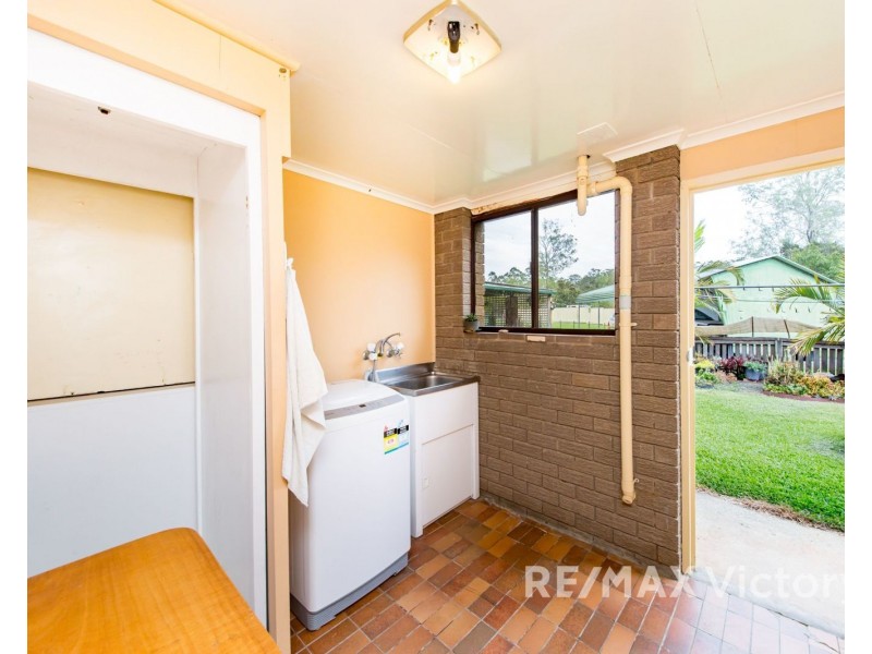 6 Waterside Drive, Wamuran QLD 4512