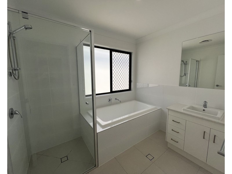20/170-176 Pumicestone Road, Caboolture QLD 4510
