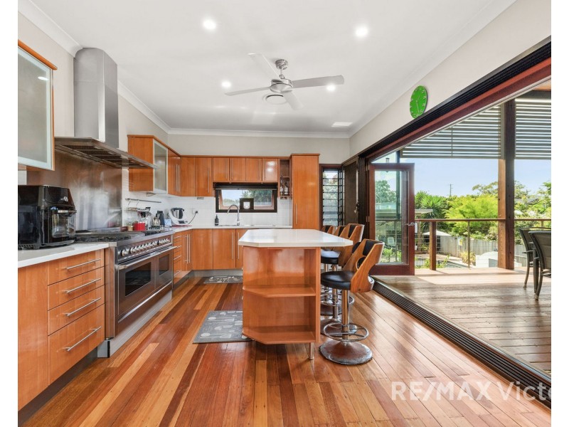 35 Turner Street, Scarborough QLD 4020