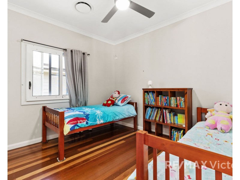 35 Turner Street, Scarborough QLD 4020