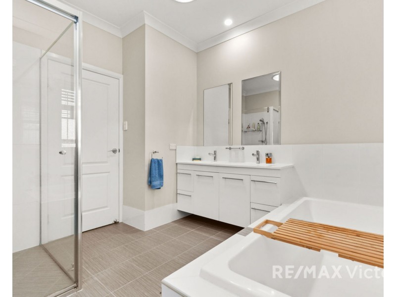 35 Turner Street, Scarborough QLD 4020