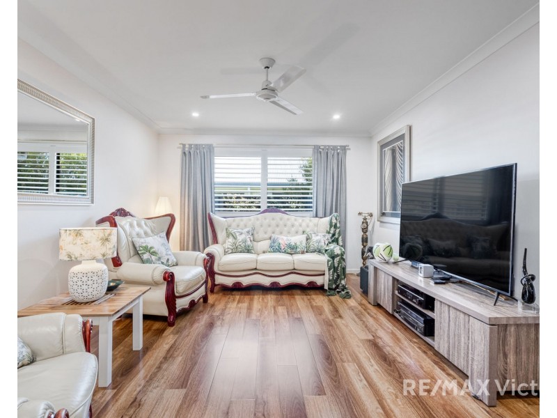37 Foxtail Crescent, Banksia Beach QLD 4507