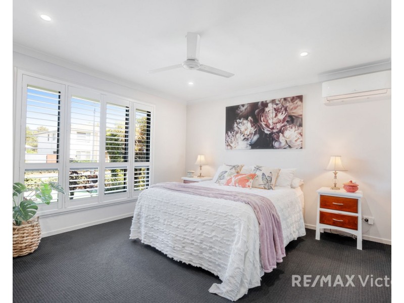 37 Foxtail Crescent, Banksia Beach QLD 4507