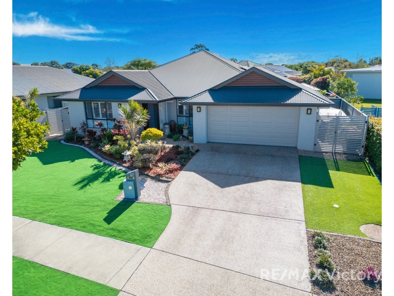 37 Foxtail Crescent, Banksia Beach QLD 4507