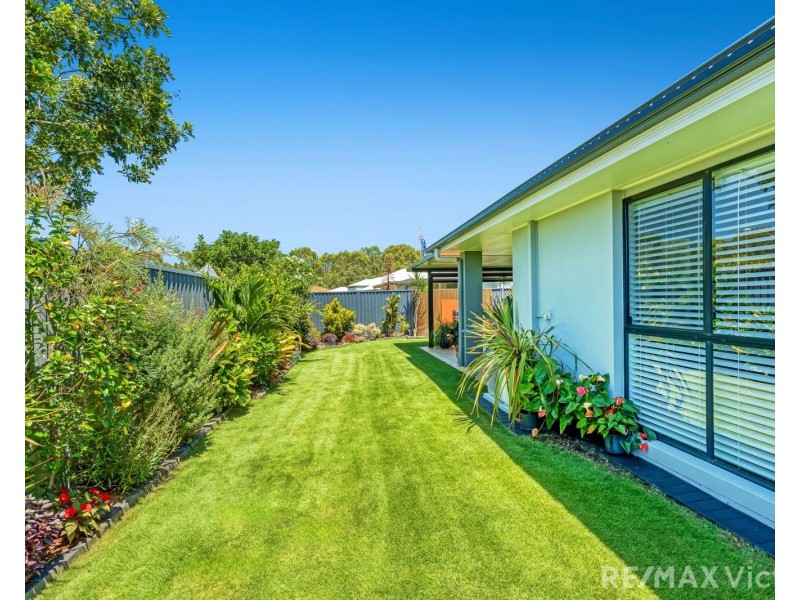 276 Bestmann Road, Sandstone Point QLD 4511