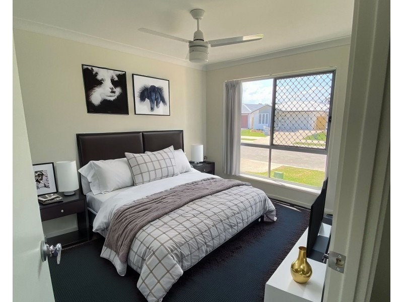 10 Dora Street, Morayfield QLD 4506