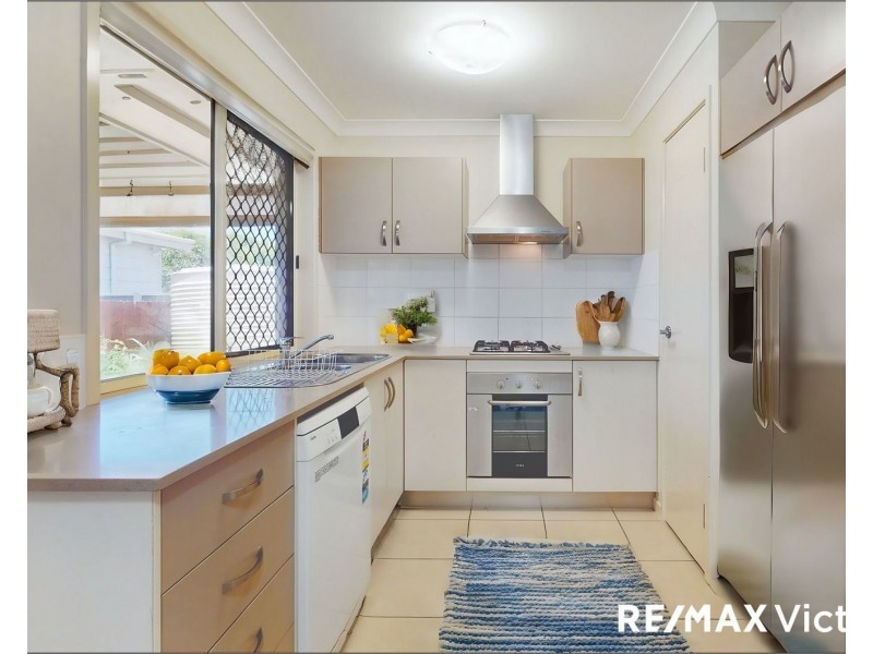 1/9 Progress Avenue, Beachmere QLD 4510