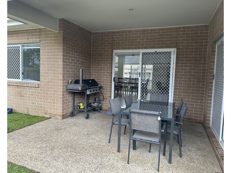 8 Challenor Street, Caboolture QLD 4510