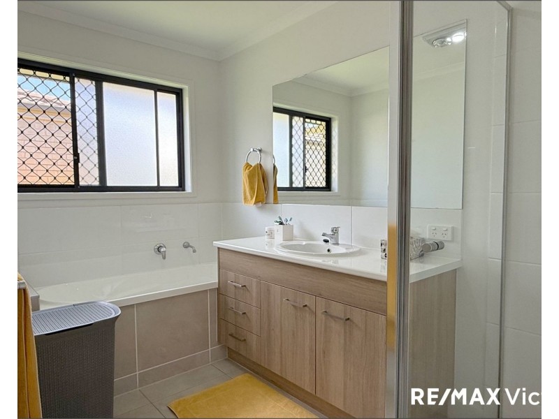 14 Parkway Crescent, Caboolture QLD 4510