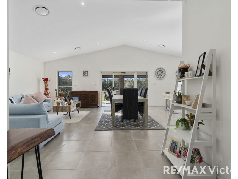 6 Peakview Drive, Caboolture QLD 4510