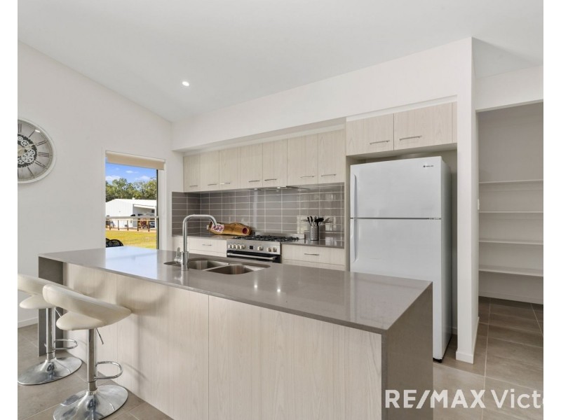 6 Peakview Drive, Caboolture QLD 4510
