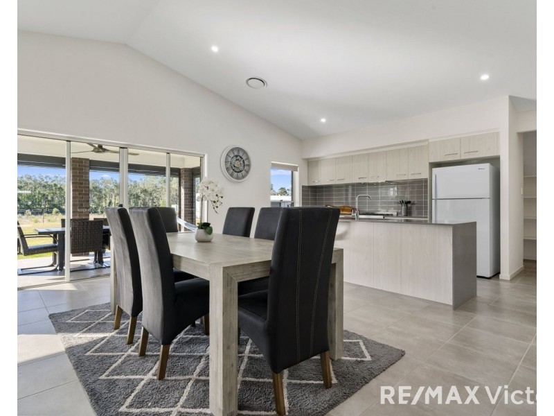 6 Peakview Drive, Caboolture QLD 4510