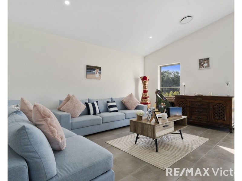6 Peakview Drive, Caboolture QLD 4510