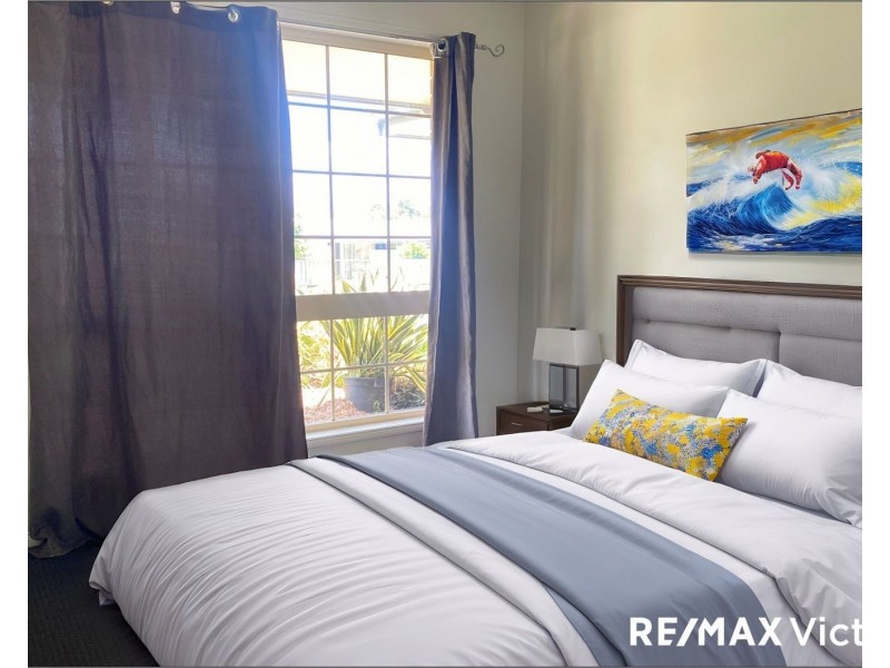2 Beagle Avenue, Banksia Beach QLD 4507