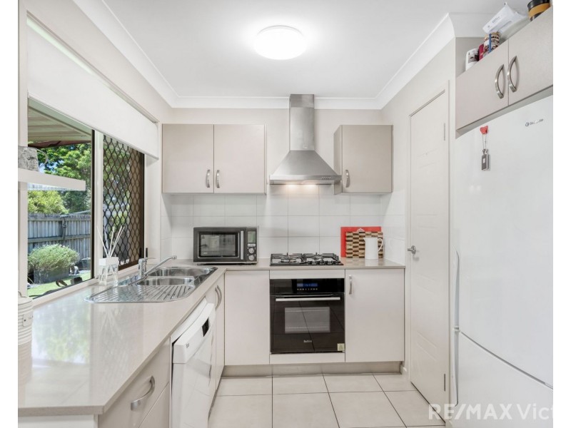 4/9 Progress Avenue, Beachmere QLD 4510