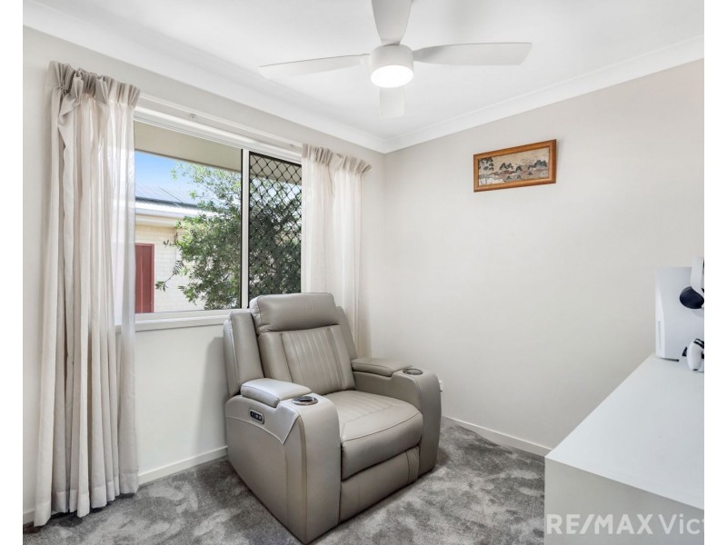 4/9 Progress Avenue, Beachmere QLD 4510