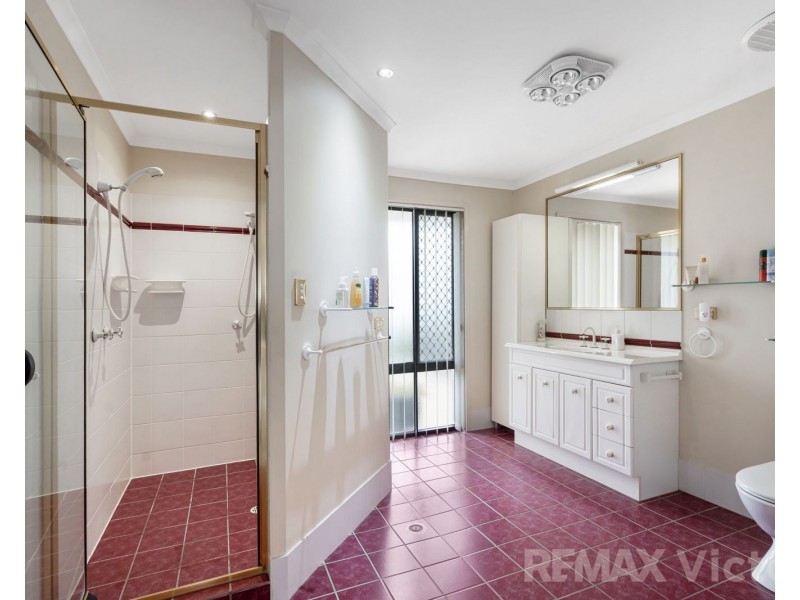 2 Mainbrace Court, Banksia Beach QLD 4507