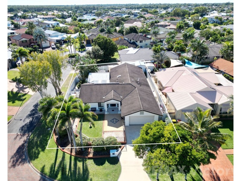 2 Mainbrace Court, Banksia Beach QLD 4507