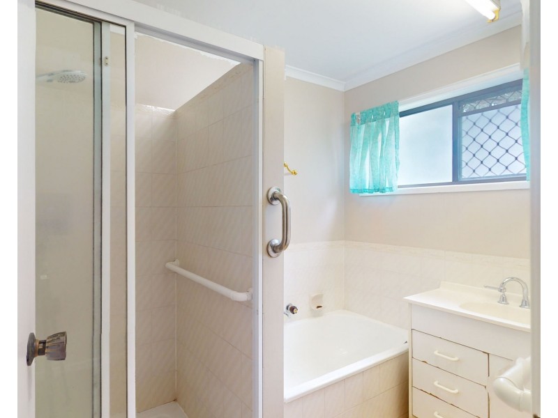 1/44 Glenwood Drive, Morayfield QLD 4506