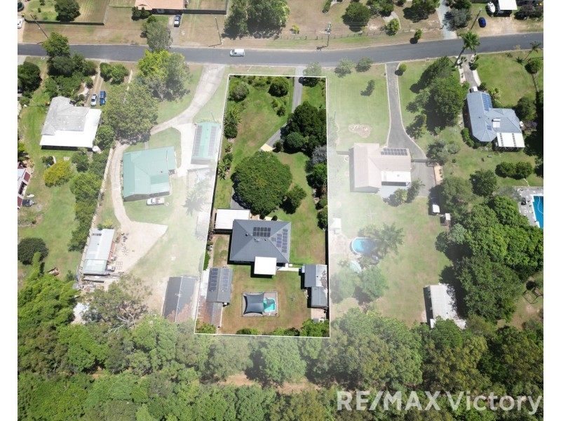 17-19 Lever Court, Ningi QLD 4511