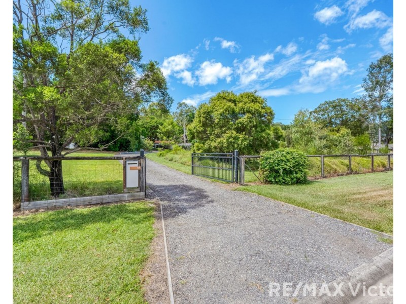 17-19 Lever Court, Ningi QLD 4511