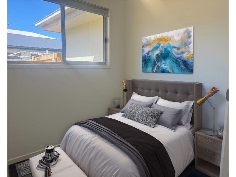 2/3 finch Street, Caboolture QLD 4510