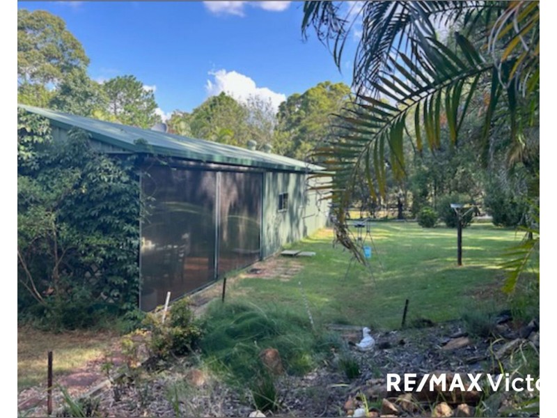 13 Griffin Road, Blackbutt QLD 4306