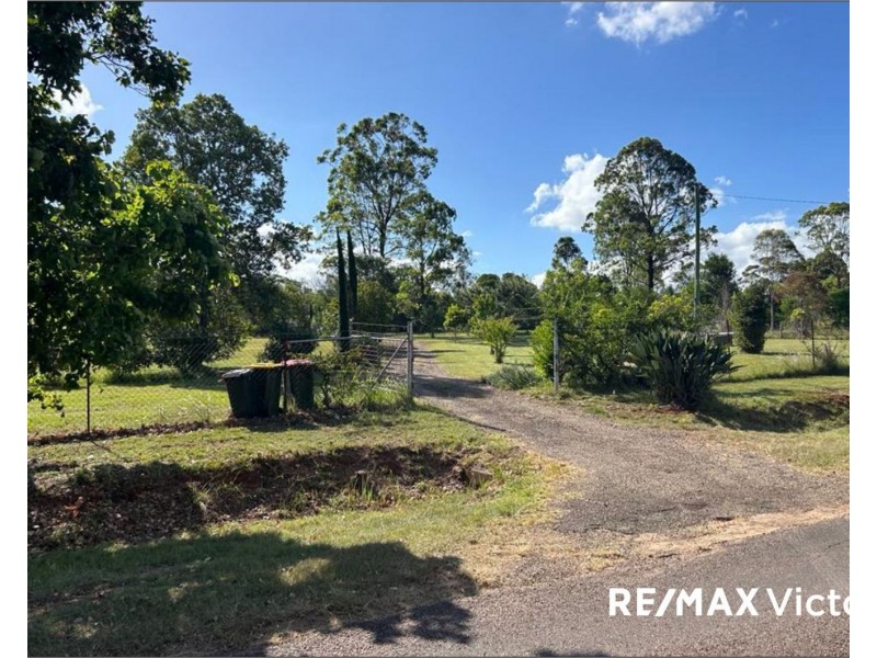 13 Griffin Road, Blackbutt QLD 4306